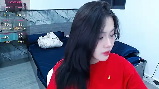 Lin SiYee online show from December 1, 11:11 am