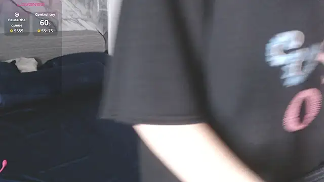 Lin SiYee online show from October 22, 12:04 pm