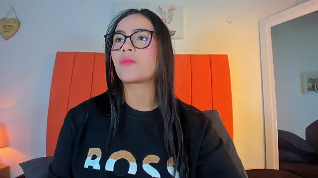 valen rose0 online show from December 16, 12:09 pm