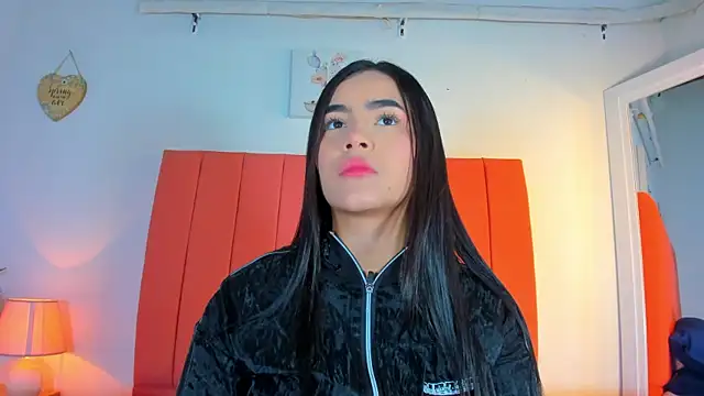 Snapshot of valen_rose0 chatting on September 18, 12:08 pm valen rose0 online show from September 18, 12:08 pm