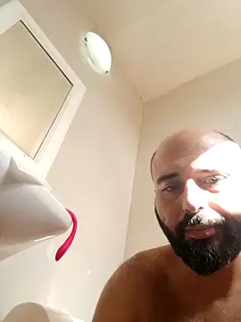 Snapshot of Denisilboss chatting on February 27, 1:44 pm Denisilboss online show from February 27, 1:44 pm