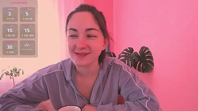 Snapshot of cClandesTina chatting on March 22, 9:24 am cClandesTina online show from March 22, 9:24 am