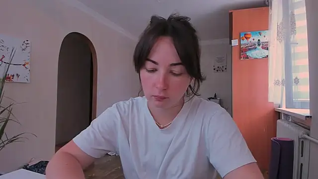 Snapshot of cClandesTina chatting on July 1, 10:15 am cClandesTina online show from July 1, 10:15 am