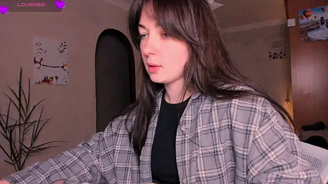 cClandesTina online show from March 12, 6:23 pm