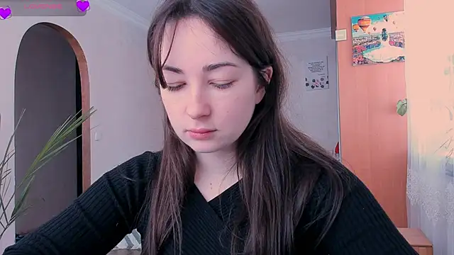 cClandesTina online show from February 10, 9:41 am