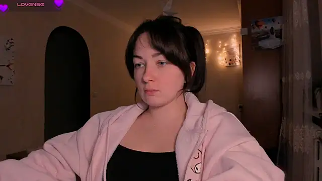cClandesTina online show from March 25, 9:03 pm