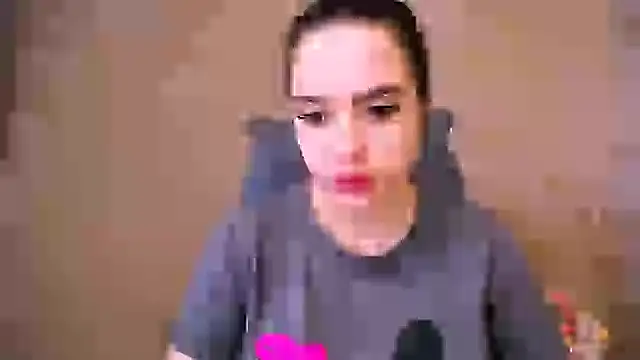 Snapshot of _your_fantasy_girl chatting on March 21, 8:15 am your fantasy girl online show from March 21, 8:15 am