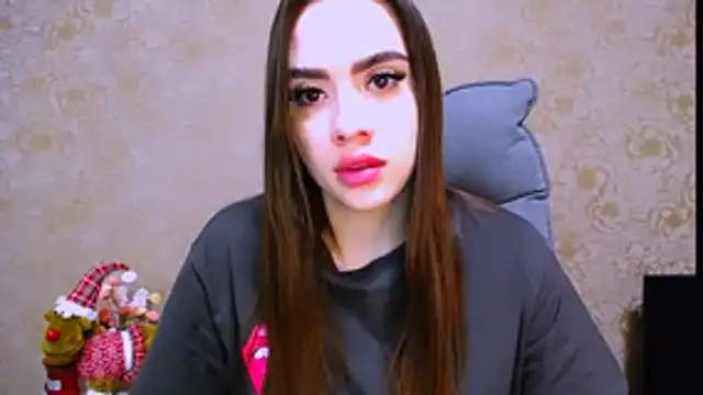 Snapshot of _your_fantasy_girl chatting on January 9, 8:38 pm your fantasy girl online show from January 9, 8:38 pm