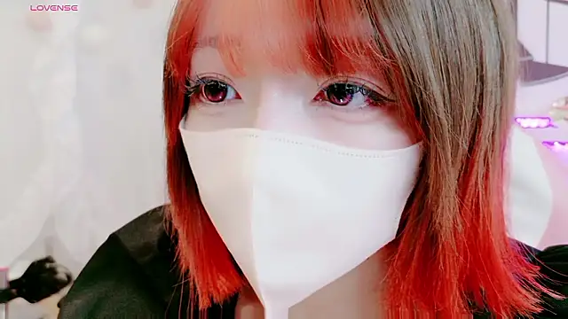 yuayua854 online show from May 8, 8:51 am