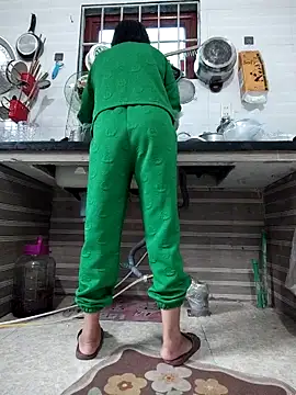 Haralushiaaa online show from February 14, 9:42 am