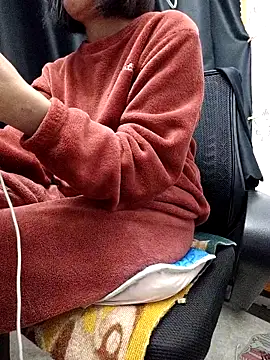 Haralushiaaa online show from December 19, 3:58 pm