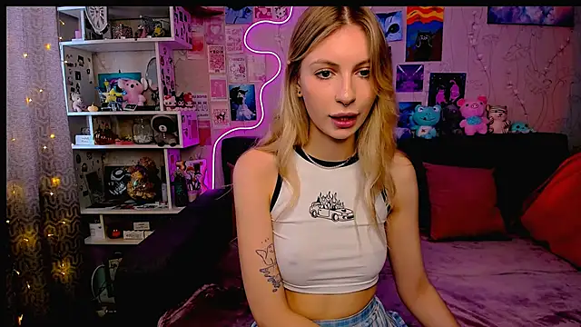 Maria Hunt online show from February 25, 4:57 am