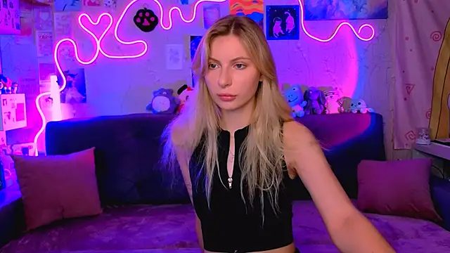 Maria Hunt online show from September 23, 6:31 am