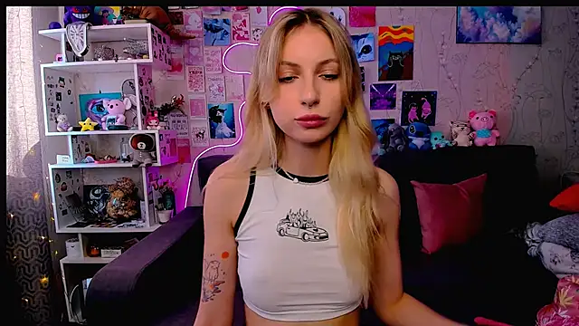 Maria Hunt online show from February 6, 6:51 am