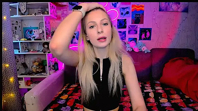 Maria Hunt online show from January 24, 3:00 am