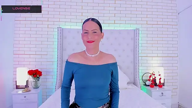 Coco Balenciaga  online show from May 23, 11:42 am