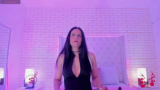 Coco Balenciaga  online show from April 4, 11:50 am