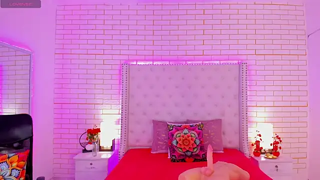 Coco Balenciaga  online show from April 13, 11:47 am