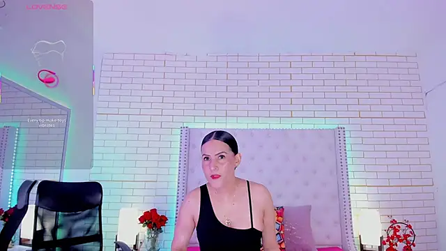 Snapshot of Coco_Balenciaga_ chatting on July 16, 12:02 pm Coco Balenciaga online show from July 16, 12:02 pm