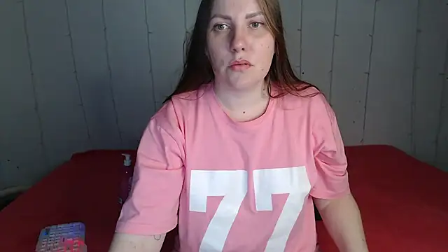 CindyAhKiss online show from November 9, 6:45 pm