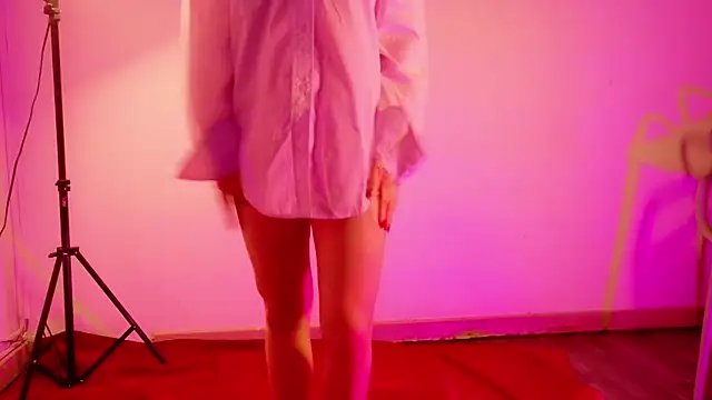 littleebluee online show from November 15, 2:59 am