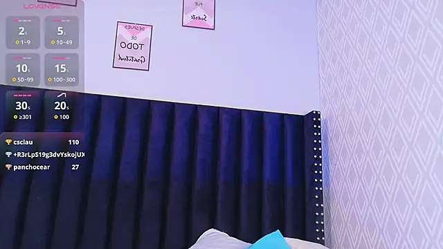 littleebluee online show from February 18, 3:04 am