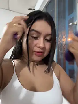 Snapshot of Pretty_Isadora chatting on September 23, 11:23 pm Pretty Isadora online show from September 23, 11:23 pm
