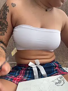 Pretty Isadora online show from March 3, 9:22 pm