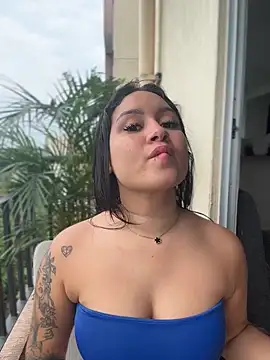 Pretty Isadora online show from March 13, 10:26 pm