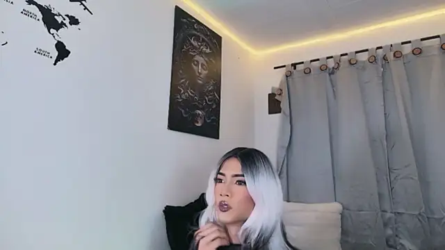 Stefhania susej online show from November 13, 3:43 am