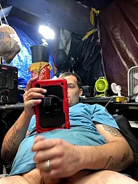 joeycbigcock online show from November 16, 9:30 pm