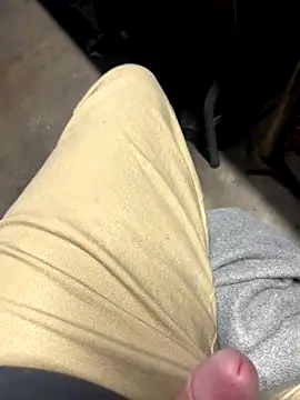 joeycbigcock online show from November 19, 8:53 pm