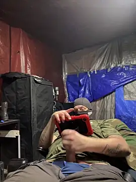 joeycbigcock online show from November 26, 12:10 am