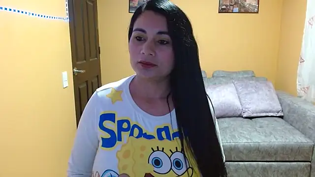 Snapshot of Kerly_Lopez chatting on January 15, 11:19 pm Kerly Lopez online show from January 15, 11:19 pm