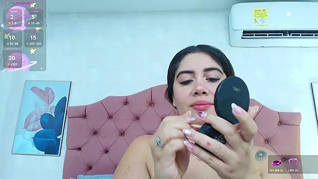 ThyaraJhons online show from November 6, 11:58 am