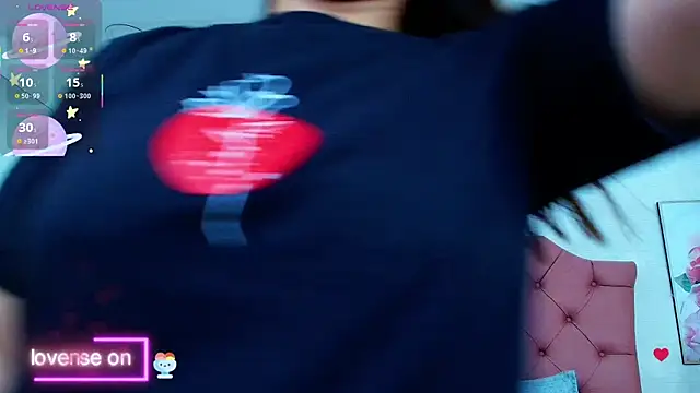 ThyaraJhons online show from November 12, 11:58 am