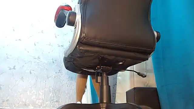 Samantabrown  online show from September 27, 11:27 am