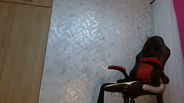 Samantabrown  online show from March 15, 5:37 pm