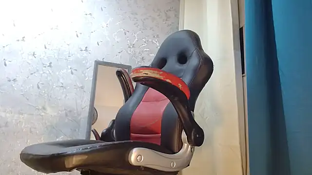 Samantabrown  online show from November 15, 11:25 am