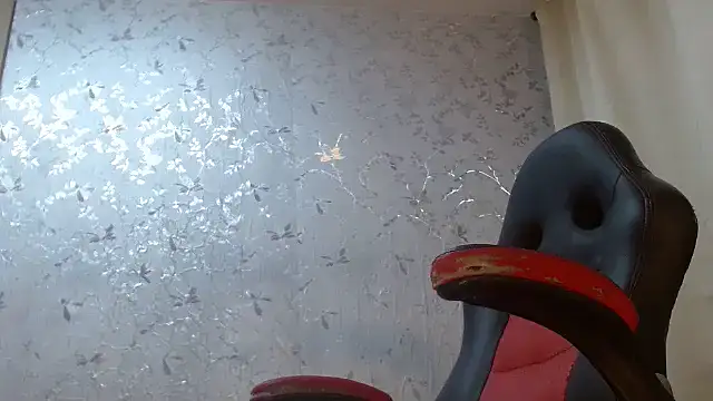 Samantabrown  online show from September 25, 11:49 am