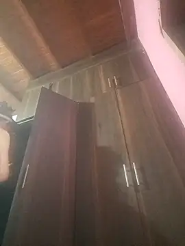 Samantabrown  online show from September 30, 9:48 am