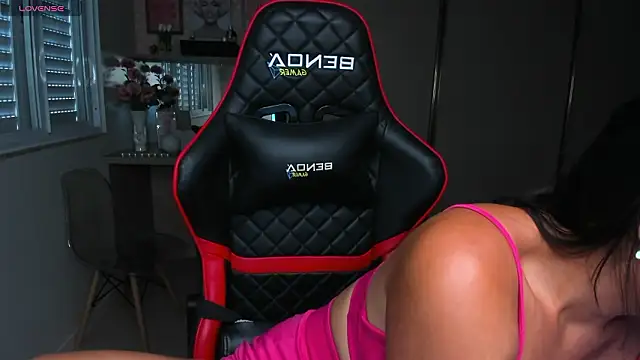 ivyy scott online show from February 26, 4:18 pm