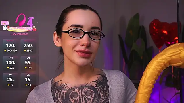 Snapshot of EvaCanton chatting on February 26, 2:11 am EvaCanton online show from February 26, 2:11 am