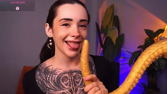 EvaCanton online show from March 15, 2:07 am