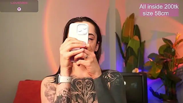 EvaCanton online show from March 25, 2:01 am