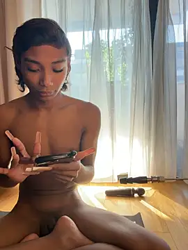 Snapshot of alejo_cute chatting on February 28, 12:27 pm alejo cute online show from February 28, 12:27 pm