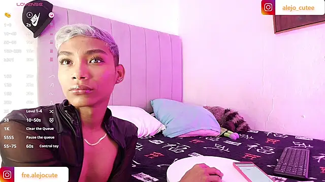 alejo cute online show from December 29, 7:53 pm