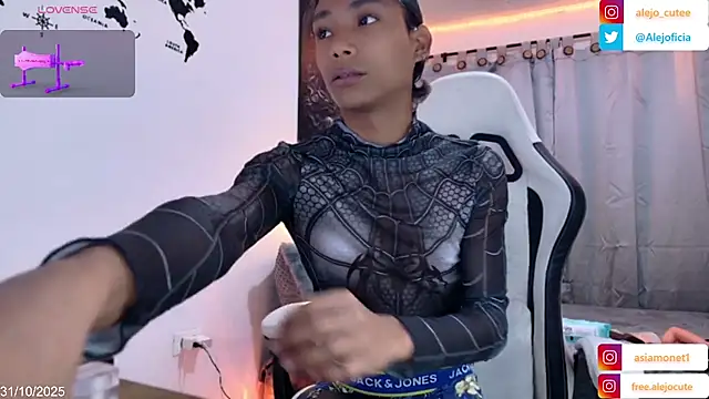 alejo cute online show from October 31, 9:32 pm