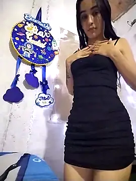 The-quee22 online show from October 2, 12:36 am