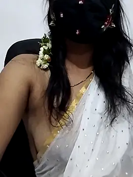 Snapshot of Triveni-Lovely chatting on May 11, 5:10 pm Triveni-Lovely online show from May 11, 5:10 pm